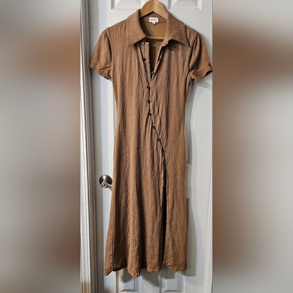 Song Of Style Polly Midi Dress in Dark Neutral - Picture 2 of 4